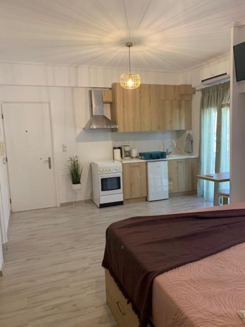 Mesolóngion Sealake View מראה חיצוני תמונה