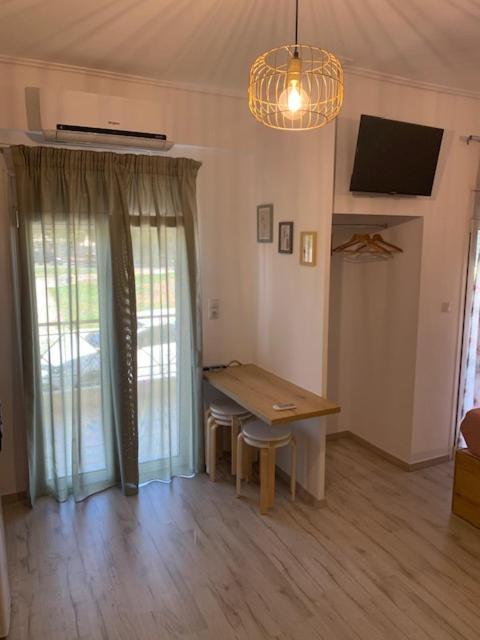 Mesolóngion Sealake View מראה חיצוני תמונה